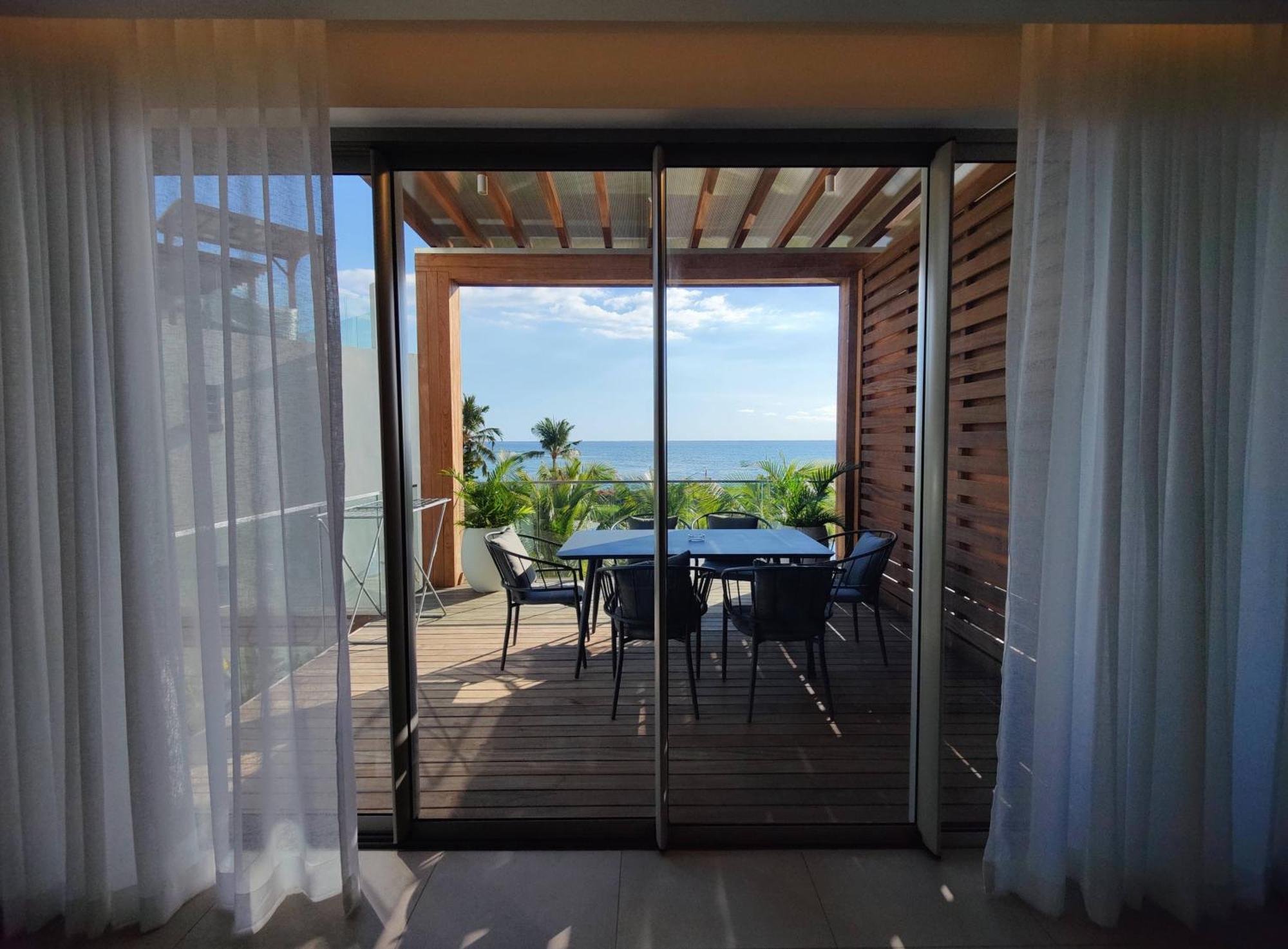 Ocean Point Beach Front Apartment 皮蒙斯角 外观 照片